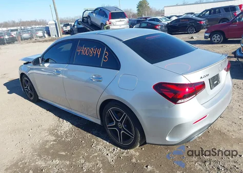 2021 Mercedes-Benz A 220 4Matic из США, поврежденный, VIN W1K3G4FB2MJ258650